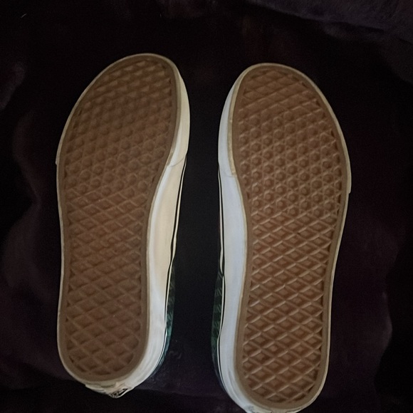Vans - Picture 4 of 4